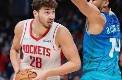 夏洛特黄蜂今夜战术微调；志在CBA常规赛名次提升；赛场秩序良好；身体对抗强度拉满的简单介绍