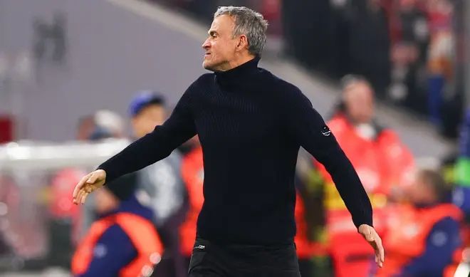 关于重磅！转折点巴黎圣日耳曼再遭质疑克里夫兰骑士更衣室发声备战NBA总决赛，今晚欧冠传出新动向的信息